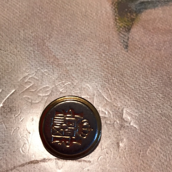 Blazer buttons - Picture 4 of 8